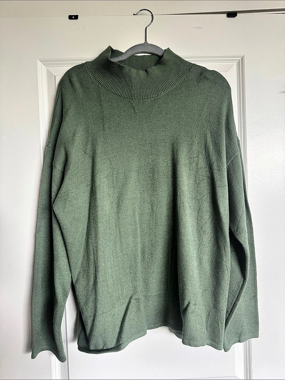 Discover Your Unique Style Cowl Neck Sweater in Green XL NWT